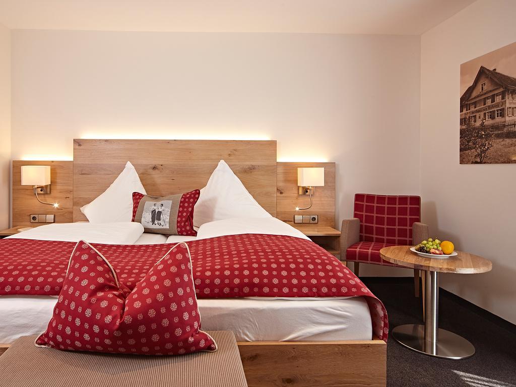 Landhotel Mohren Neuravensburg Dış mekan fotoğraf
